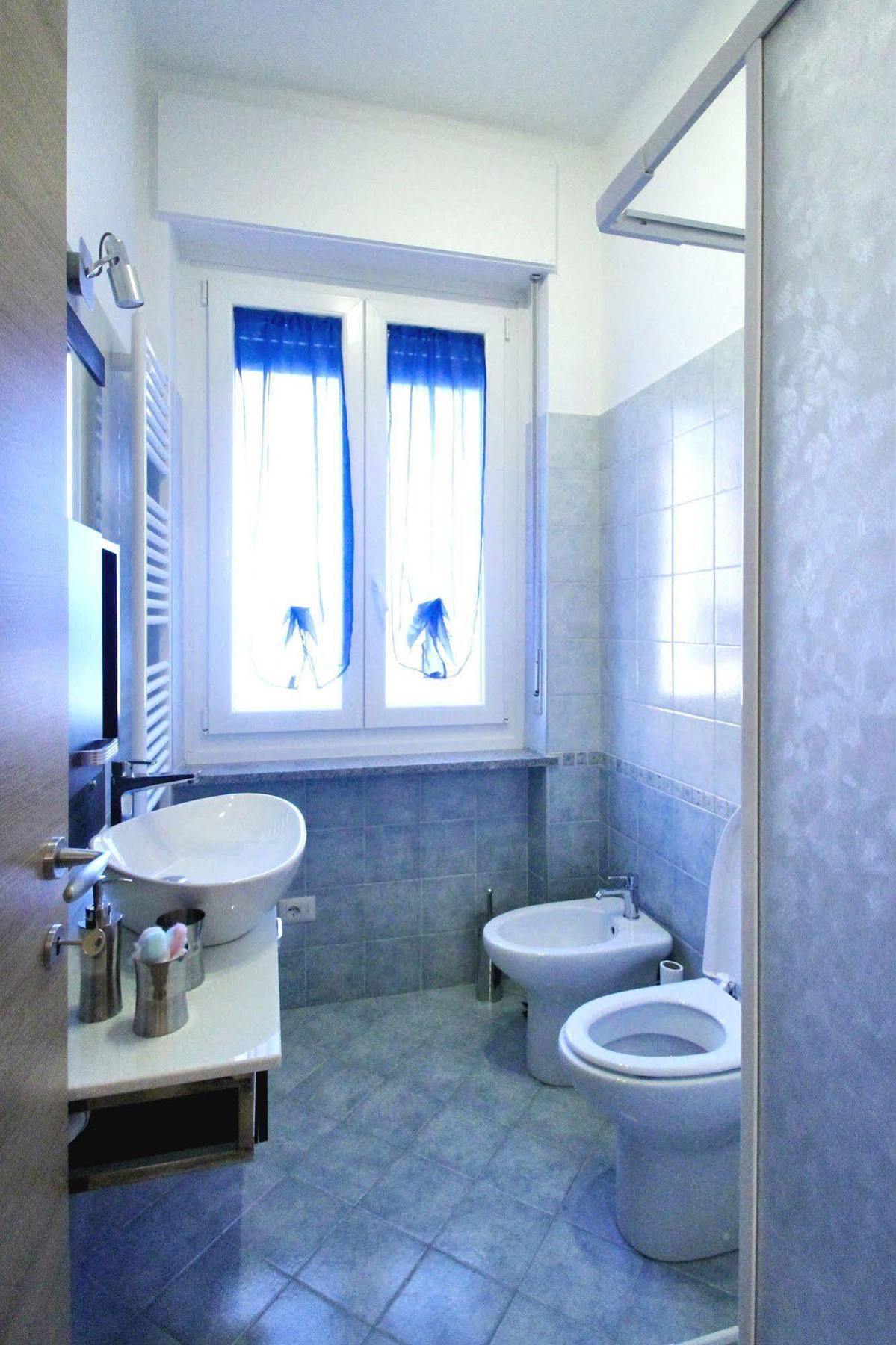 B&B Il Rosso E Il Blu คูเนโอ ภายนอก รูปภาพ